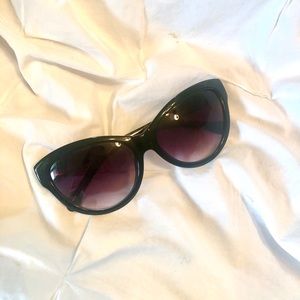 Black Kenneth Cole Cat Eye Sunglasses